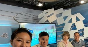 江忞懿已超越左歐海淳成為香港第一美人魚(多圖) 網友:原來佢係連詩雅表妹!!!