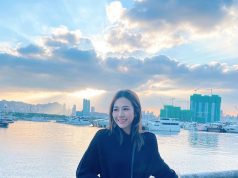 護士姐姐何沛珈穿迷你裙吹海風SHOW長腿(多圖) 網友:真係好吸引!!!