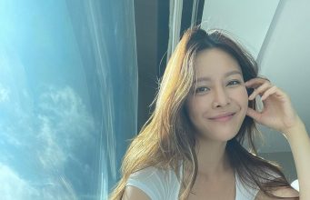 張曦雯美國渡假曬長腿(多圖) 網友:女神呀!!!