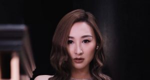 高海寧著低胸綠色長裙成全場焦點(多圖) 網友:呢個BODY絕對全場最勁!!!