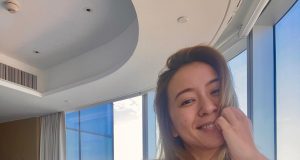 最索人妻梁芷珮著性感SPORTS BRA盡展完美身材(多圖) 網友:話佢20歲都有人信呀!!!