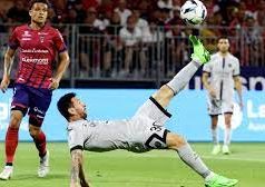 美斯VS印尼巴西前鋒一齊倒掛入波邊球靚D(有片睇)