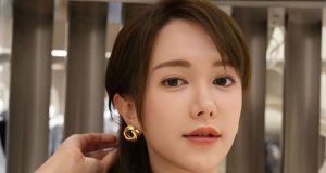 賽馬女神莎拉穿性感晚裝大曬完美身材(多圖) 網友:真心正!!!