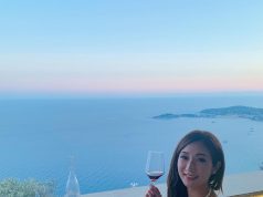 蔡嘉欣遊法國大曬超長美腿(多圖) 網友:叫得嘉欣都係靚女!!!