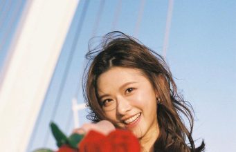 台灣正妹妞妞穿吊帶小背心真係好PURE好TRUE(多圖)