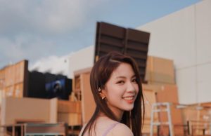 陳曉華穿性感晚裝,女人味十足(多圖)