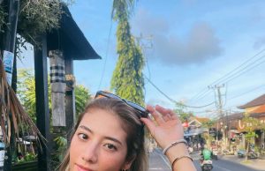 台灣混血女神瑞瑪席丹穿性感低胸衫大曬火辣身材(多圖)