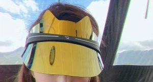 新一代女神周子馨JuliaC出海大曬完美身材(多圖) 網友:重點在長腿!!!