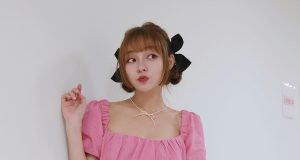 林襄穿性感短裙超青春可愛(多圖)