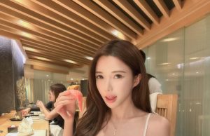 身材火辣的藍星蕾與NBA巨星奧尼爾合照(多圖) 另有擁抱片段!!!